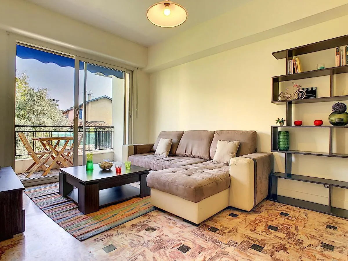 Nestor&Jeeves - Solar - Free Parking - Close Sea Nice Apartment