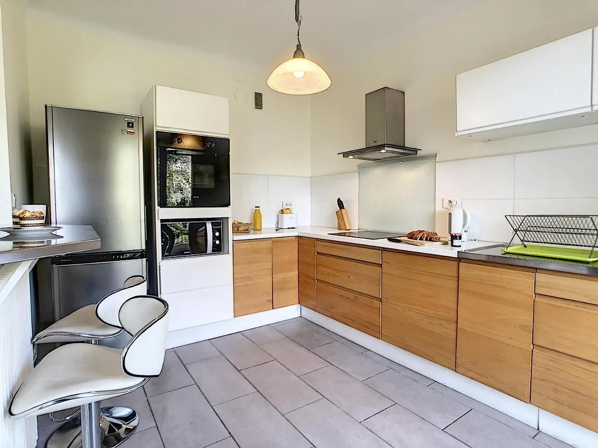 Nestor&Jeeves - Solar - Free Parking - Close Sea Nice Apartment
